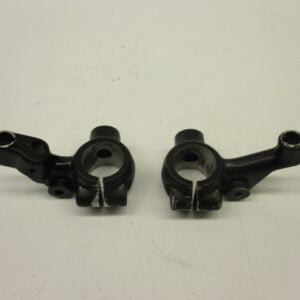 Hevelhouders links- en rechts Honda MT50, MT80 (gebruikt maar in goede staat, foto is een voorbeeld!)