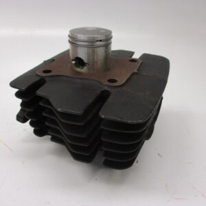 Cilinder HM166H origineel Honda (gebruikt maar in zeer goede staat incl. nieuwe zuiger)