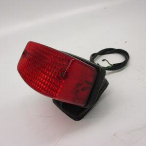 Achterlicht compleet met voetstuk origineel Stanley, Honda MTX50, MTX80, (gebruikt maar in goede staat) (kleine krasjes aanwezig!)