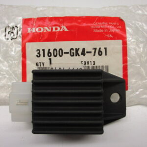 Regulador de voltaje 6V MB50 y MT50 original Honda