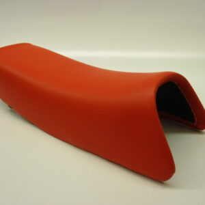 Selle neuve rouge MT50 AD01 modèle 90-92