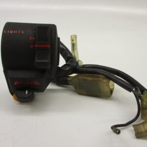 Lichtschakelaar origineel TEC Honda MBX50 AC05 (gebruikt maar goed werkend) zonder claxon Foto is een voorbeeld!