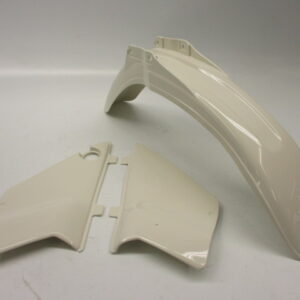 Kunststofdelen set Honda MT80 79-83 NH-24 wit (A kwaliteit, gefabriceerd in Nederland door van Straaten ''VS'')