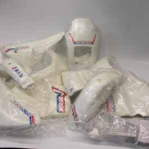 Kit de conversion plastique Paris-Dakar de Speed-7 pour la Honda MT50 couleur NH-138 (Complètement complet, très rare)