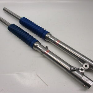 Forgaffel venstre + høyre med blå gummier 35mm Honda MTX80R NOS