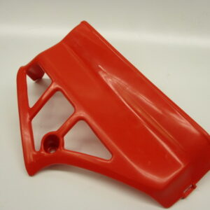 Cache radiateur droit MTX125/200R R-119 rouge Honda