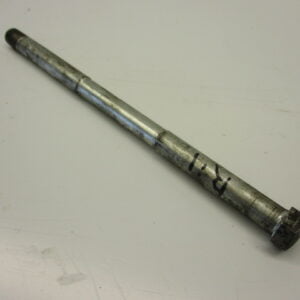 Rear wheel axle original 235x14 MTX80R2/125/200R used Honda