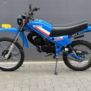 Nieuw opgebouwde Honda MT5 AD01 1979 PB109