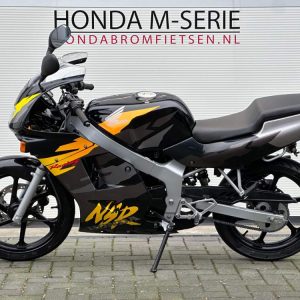 Zeldzame, zeer mooie en snelle Honda NSR50 GT4 6 bak