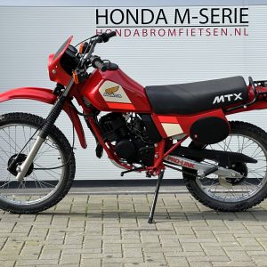 Schitterende gerestaureerde Honda MTX50 AD04 6bak