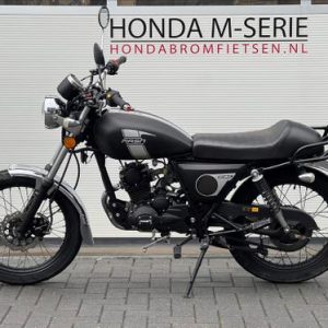 Mash Fifty Brommer 50 CC viertakt met brommer kenteken