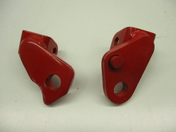 Fotstödshållare inställd Vänster och höger R-110 röd MTX50/80 AD04, HD06 NOS